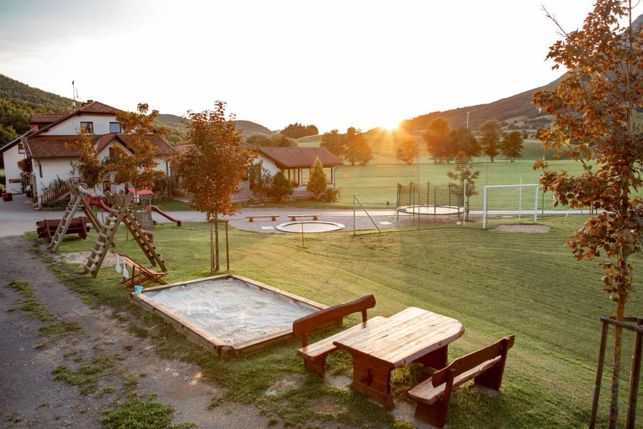 Ekoturizem Hudicevec 3* Postojna